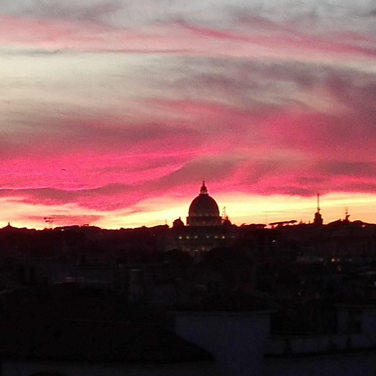 Host4GuestRome's tweet photo. #Rome preparing WTM17! Waiting for new amazing visitors! https://t.co/GIgrFi1Ord