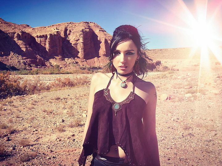 saltdigitalUK's tweet photo. #BN1Recommends: @NathassiaDevine comes to the @KomediaBrighton on Fri 10 Nov with her 'FEEL THE FUTURE NOW TOUR' https://t.co/STAYtM5XpG https://t.co/SgaCPEvWPd