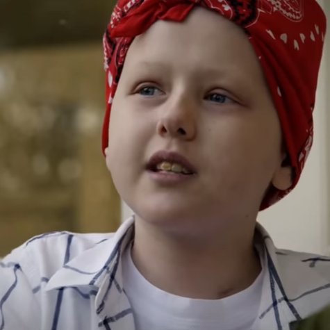 SU2CUK's tweet photo. Celebrity #Gogglebox may be over but our life-saving research never stops. Donate and #StandUpToCancer with us today https://t.co/97XEqWzOXo