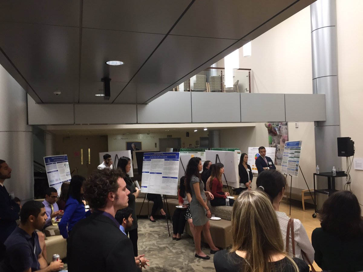 gusomphr's tweet photo. #PHRWhiteCoatsInAction poster session underway! https://t.co/IeJfabLDoD