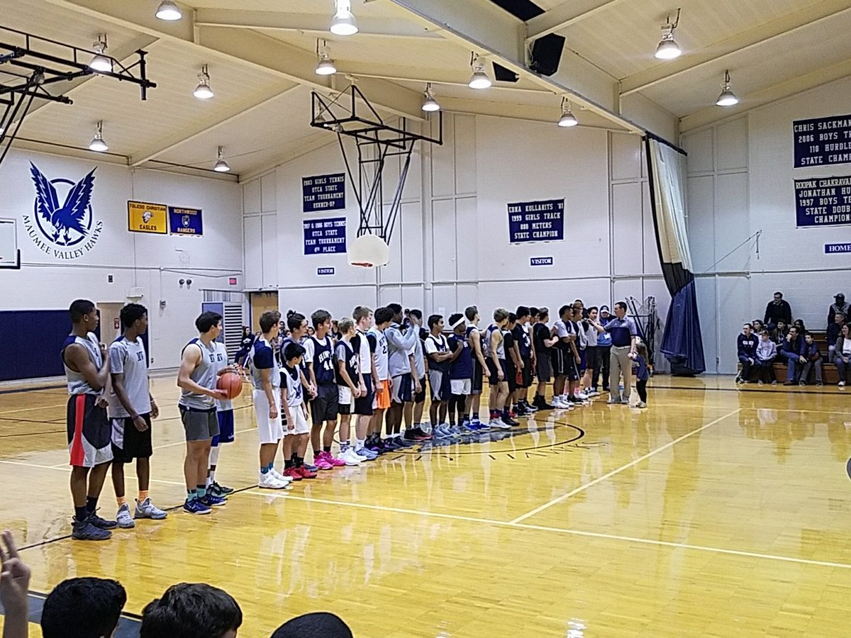 _Proditor_'s tweet photo. Varsity Basketball https://t.co/PqOq9WpmFK