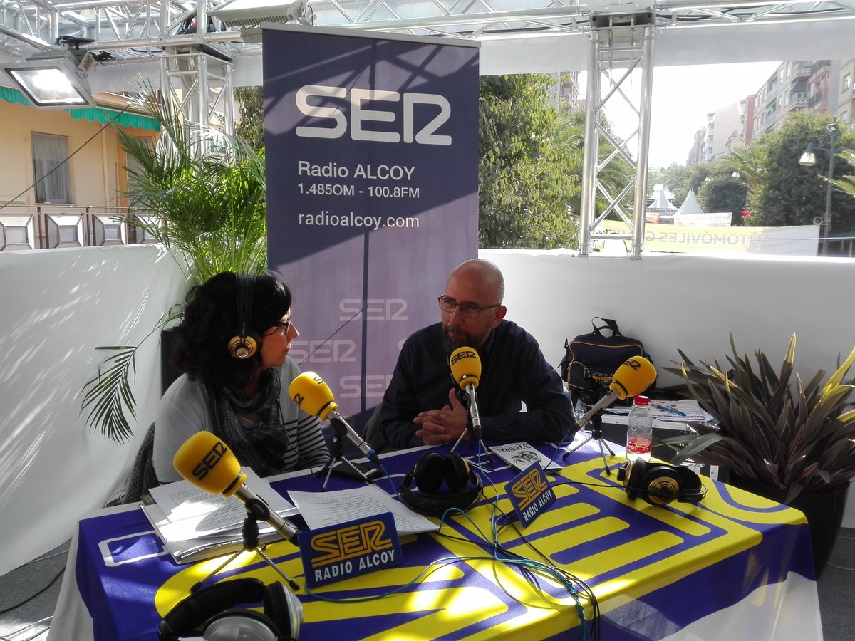 CCFTS's tweet photo. Difusión en #Fira2017 del #37CCFTS de #Cocentaina en @RadioAlcoy
@Fira_Cocentaina #comcanten #coros https://t.co/tnDhOtgb57