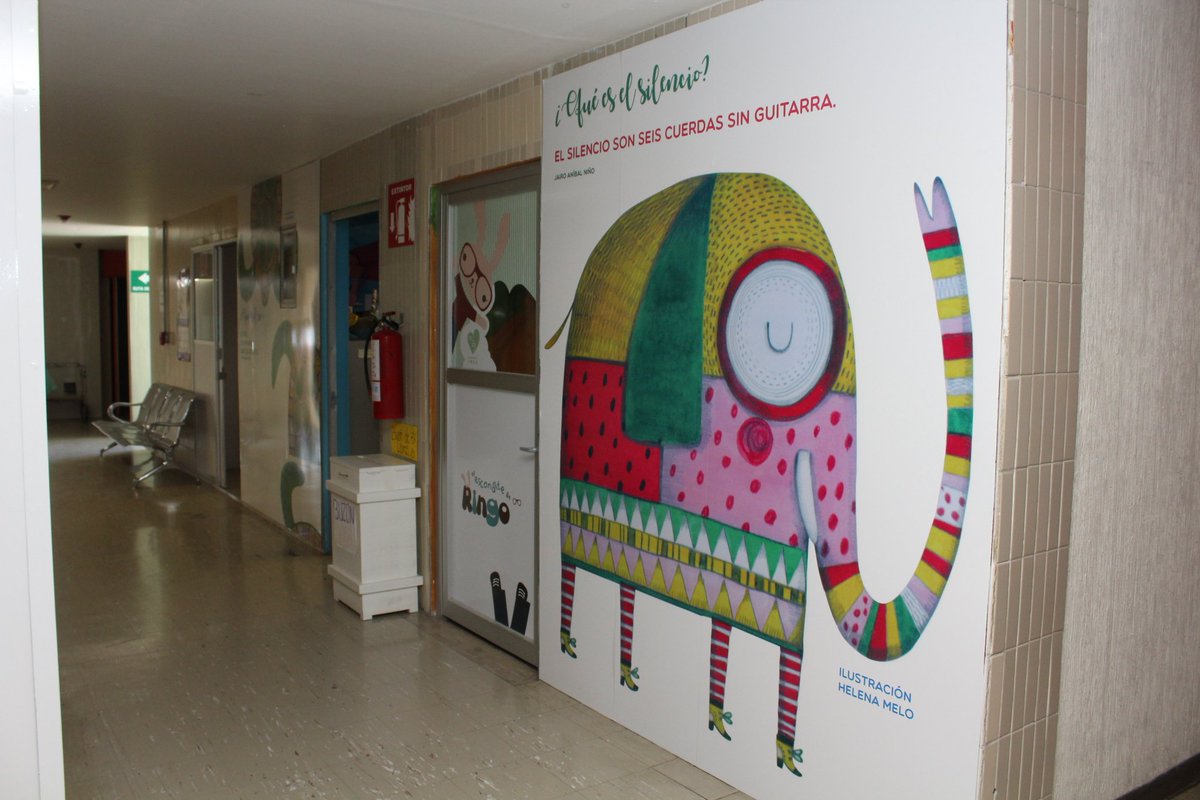 VimssQro's tweet photo. En colaboración con Biblioteca Infantil @UAQmx iniciamos un proyecto de mejor para Pediatría del HGR1 #ConstruimosEspacios #AmaryServir https://t.co/x1JUu3c7ts