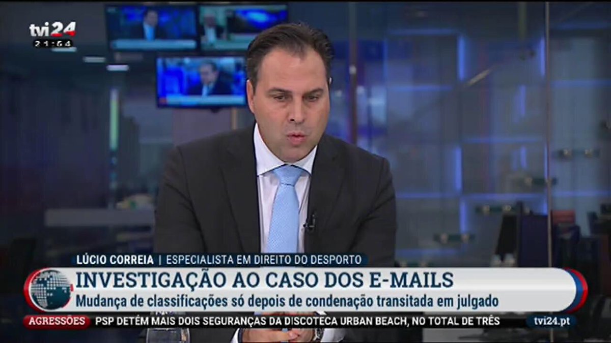 FranciscoMarkes's tweet image. O Benfica a dar tudo... Talvez um pouco tarde. Eu sei o que fizeste em 2017, em 2016, em 2015, em 2014...