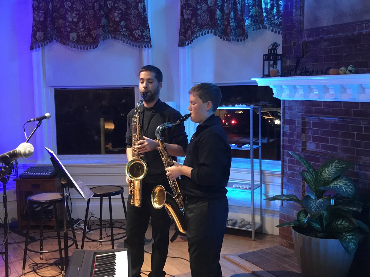 PSMS band director Mr. Loretz playing tenor sax duets with PCIS 7th grader Ethan. @PSMS_Music <a href="/PCISFalcon/">PCIS</a>