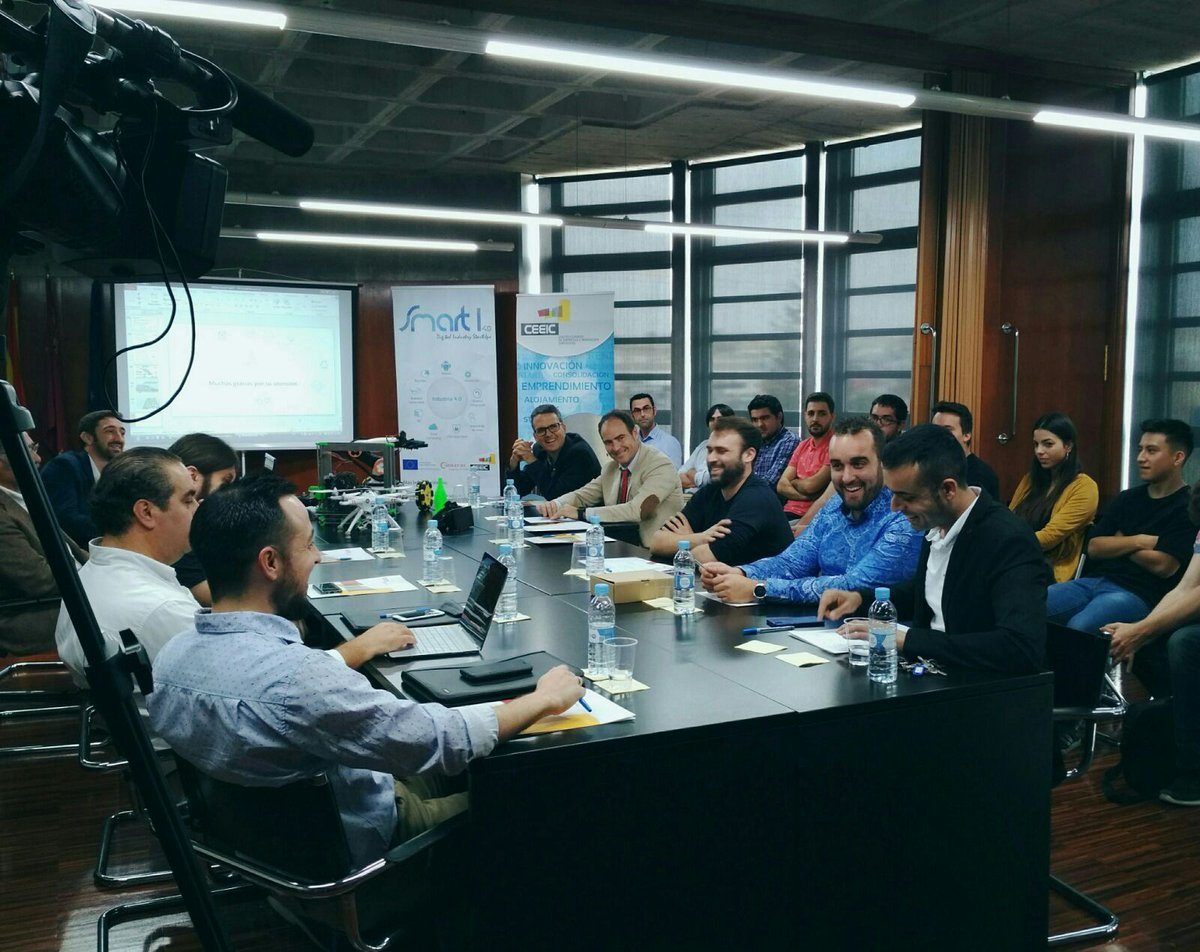jcgmrt's tweet photo. Con eventos como el de hoy la #TransformacionDigital es una realidad @Ceeict Chicos@Smarti40 startup #Industria40 y empresas @ASECOM_Murcia https://t.co/CUL2b5wnv1