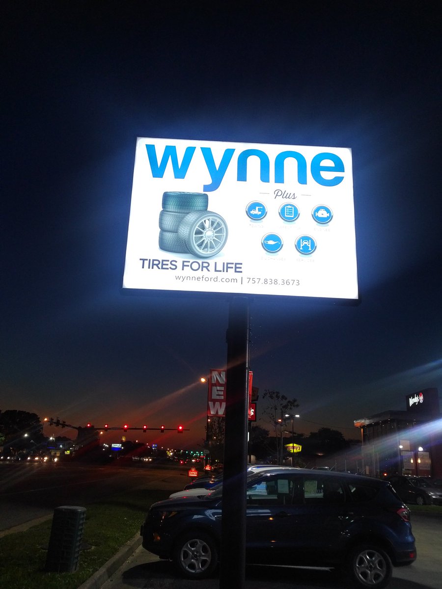 WynneFord's tweet photo. It's a beautiful nite to stop by and check out our new cars and trucks! 
1020 West Mercury Blvd in Hampton. https://t.co/sInD80hrYn