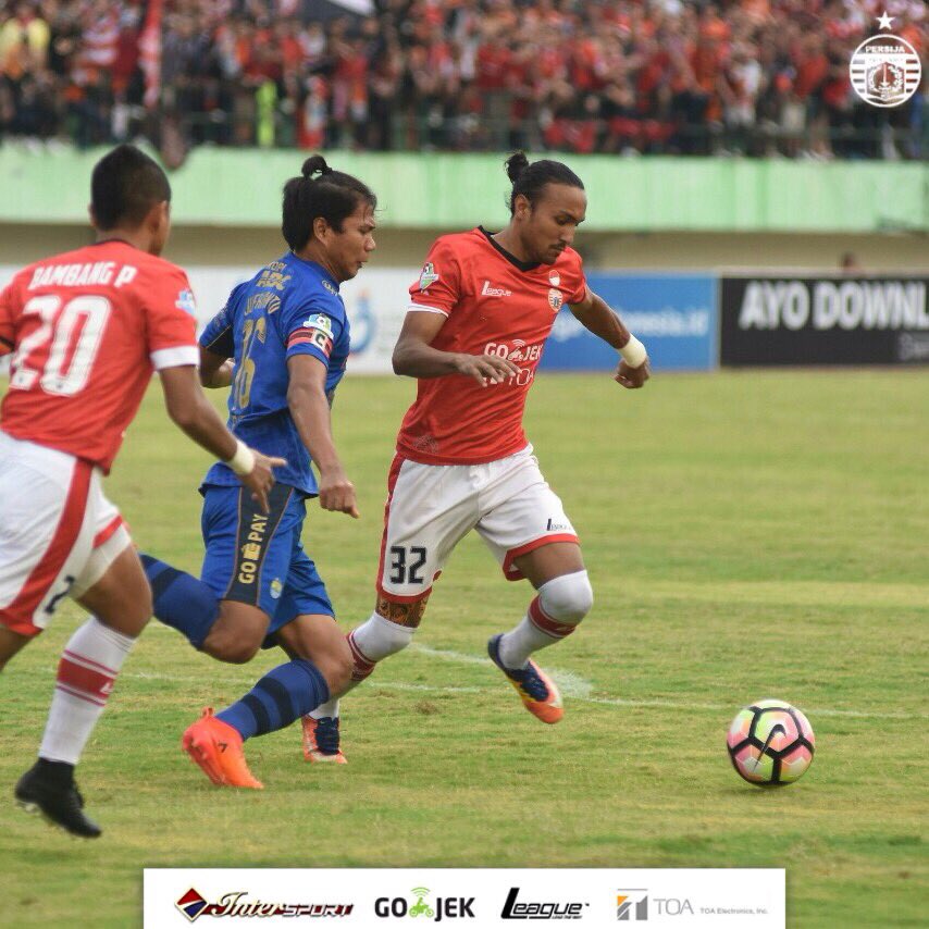 Persija_Jkt's tweet photo. 📰 | Kemenangan #Persija atas Persib untuk The Jakmania

➡️ https://t.co/Mk6nM4rusu

#PersijaJakarta 🐯 https://t.co/ZQjkuBKJx6