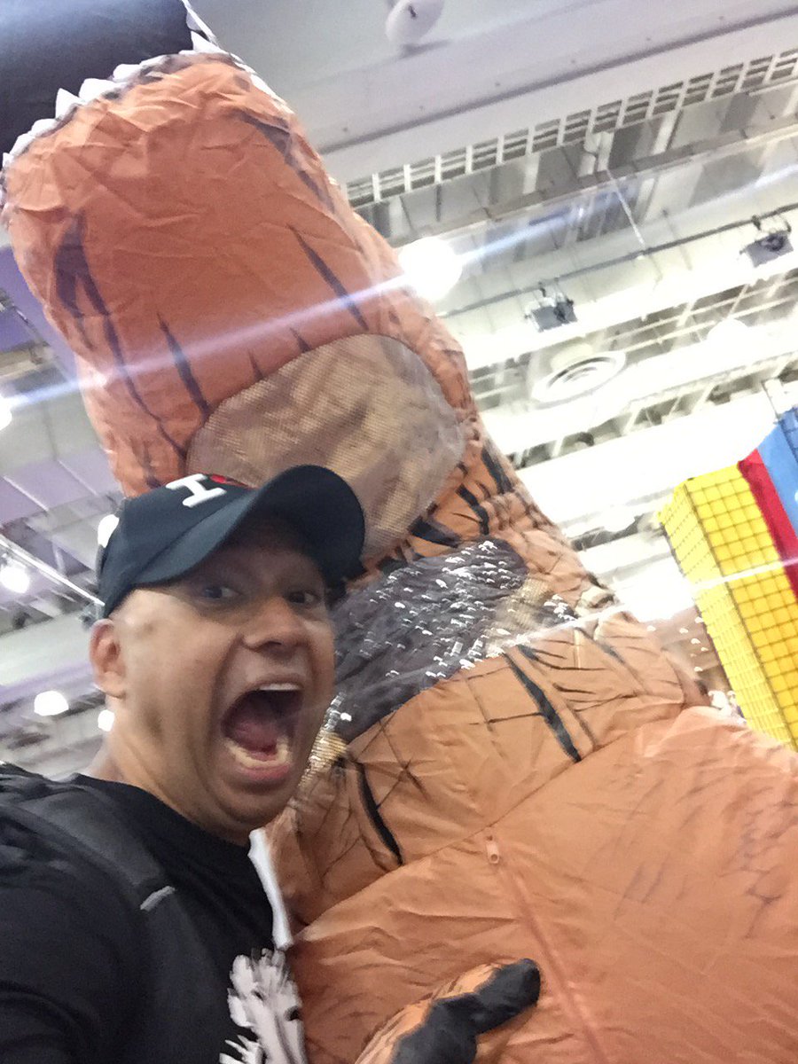 inkitTV's tweet photo. Hey everyone! Well here are a few pics of the "PlayFair" VIP event we had tonight with "@Kidnerf1 https://t.co/okWhq3lgpU