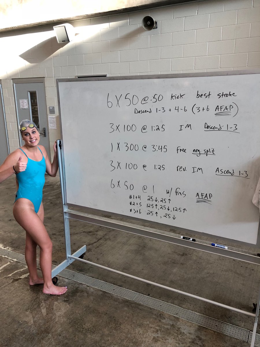 neilcloudwalker's tweet image. Emma’s very own pre-meet workout. #shewroteit #flex #raceday2morrow