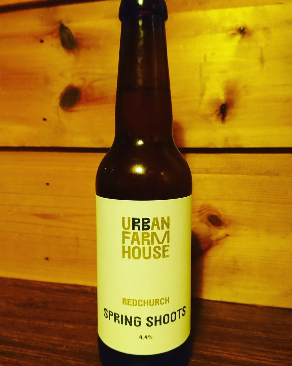 Very much enjoyed these tonight. #Kveik & #SpringShoots from @RedchurchBrewer and their #urbanfarmhouse varieties 🍻