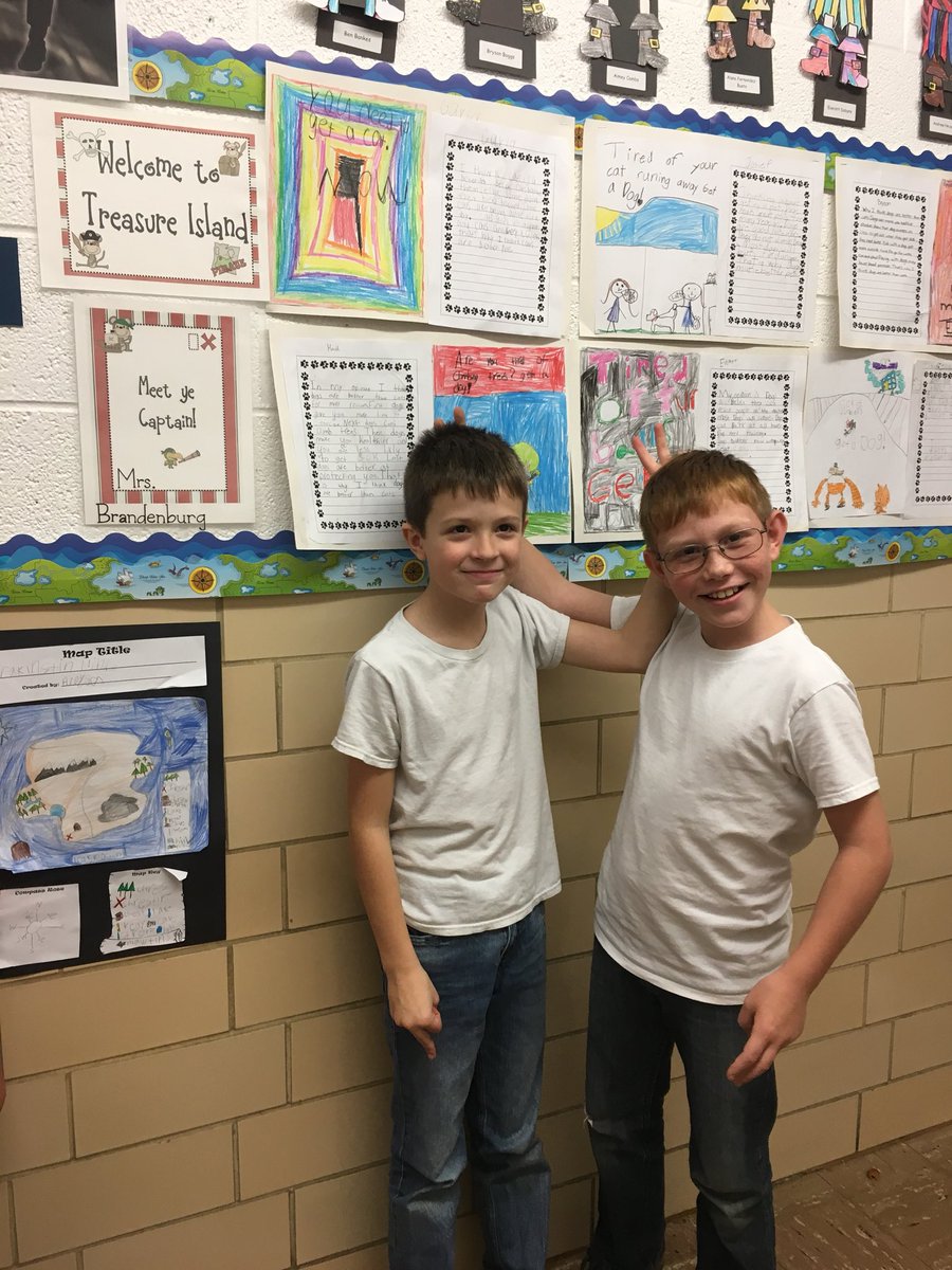 tkbrande's tweet photo. Seeing double for Red Ribbon Week @ Edgewood_ES https://t.co/PJXiEb8b1O