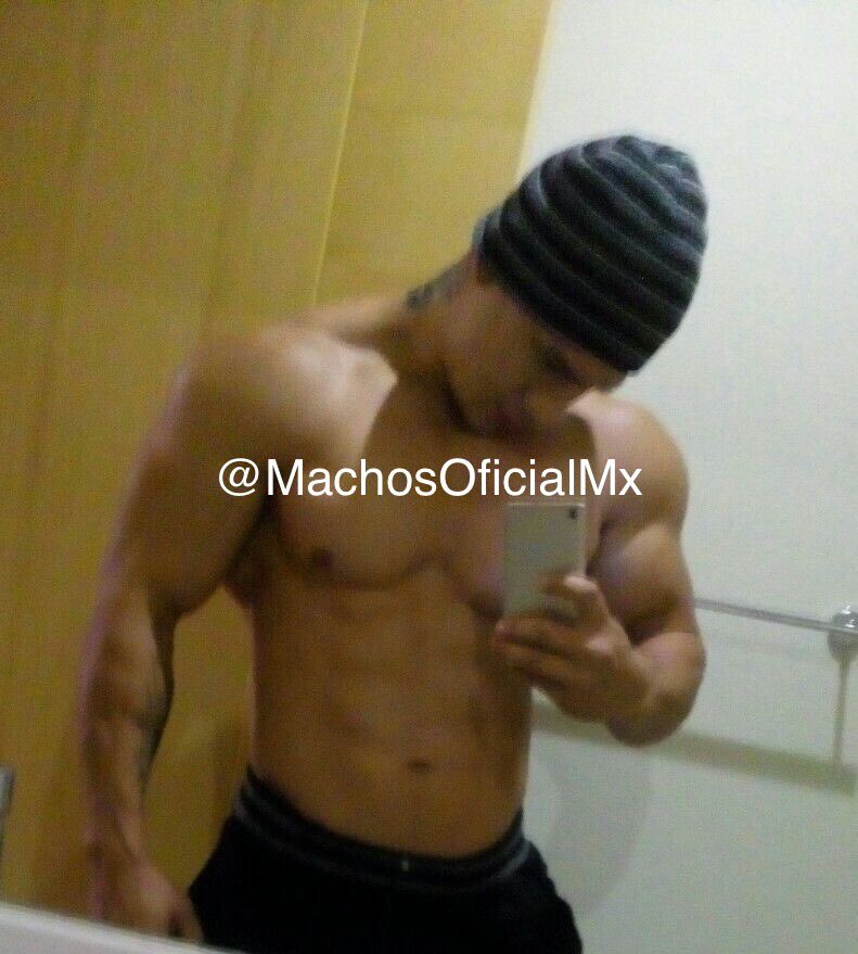 MachosOficialMx's tweet photo. Adivinen de quién tenemos un super mini pack? 🤤 #RT y se los muestro 😍 https://t.co/HS17rNWoWX