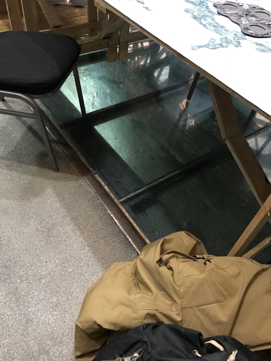 BadDice_Podcast's tweet photo. One row is suspended over #Shadeglass #Shadespire https://t.co/8kHH270eeU