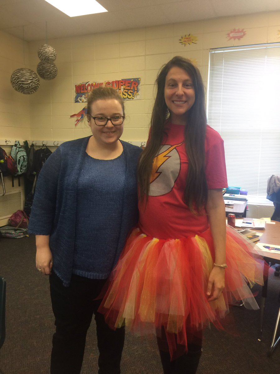 HeatherGCowell's tweet photo. Cassie Beasley came to YES today! Thanks for inspiring our students to dream big! Ready for your next book! @beasleywrites @AuburnCityEdu https://t.co/kiQrgQBOAk