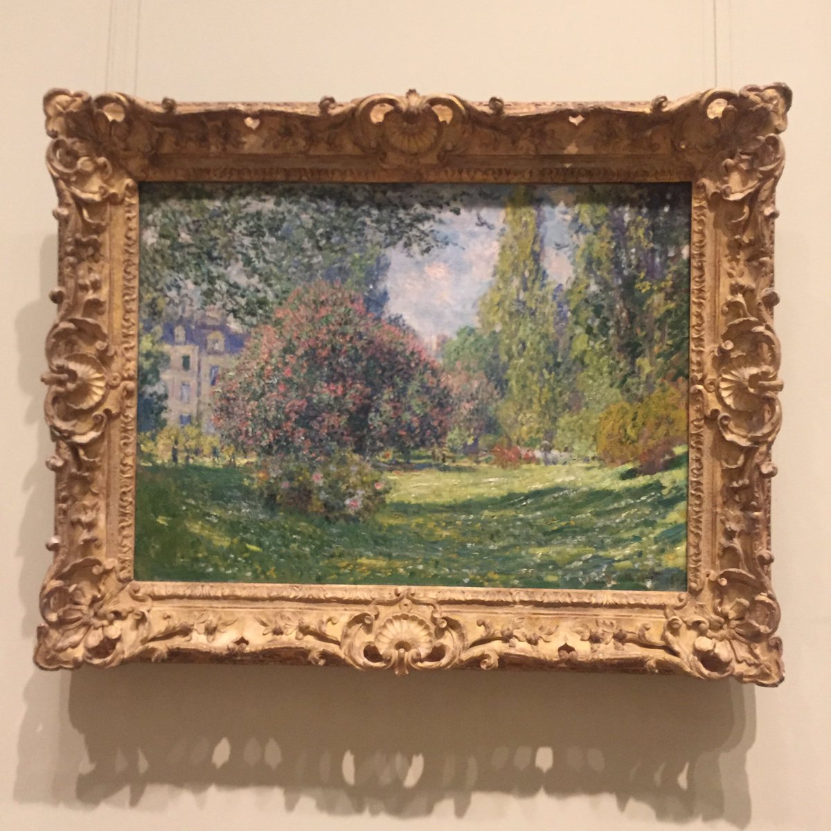 Roopdidoo's tweet photo. Hanging out with Monet and Renoir at the @metmuseum #ClassyNight https://t.co/snEjc128aB