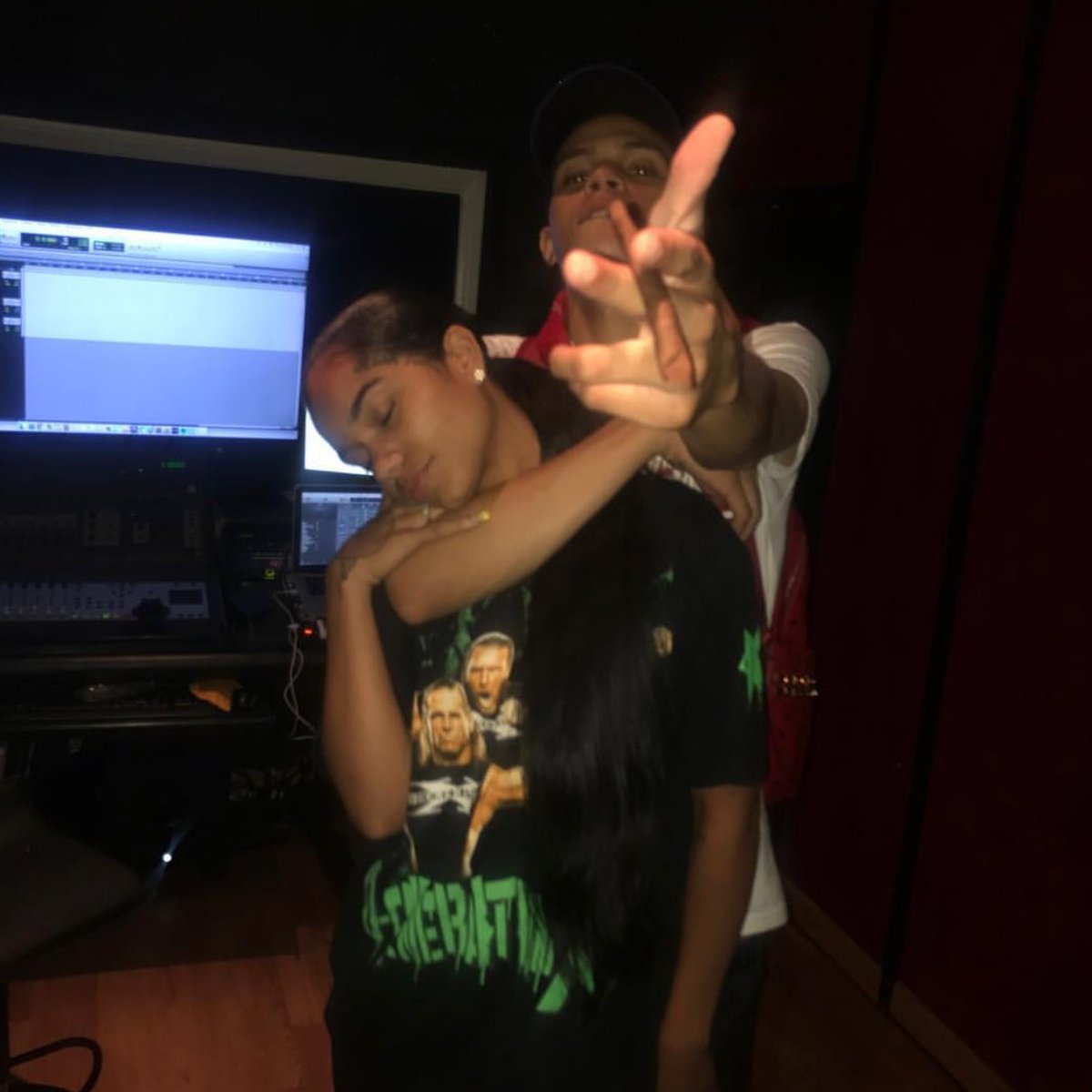 itsmrcodeine's tweet photo. Happy birthday Dyme❤️ https://t.co/0qqxZ59FD8