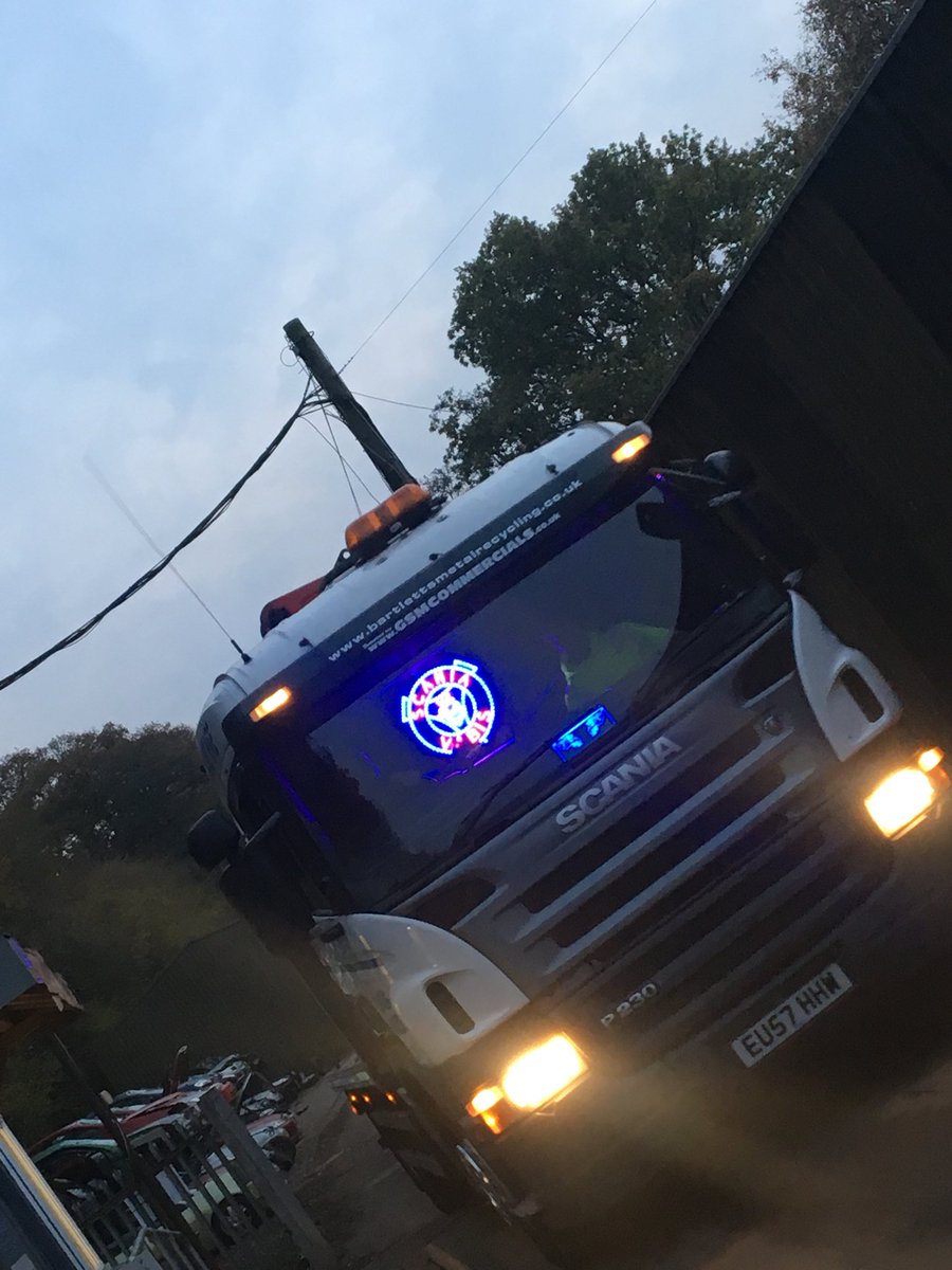 bartlettsmetal's tweet photo. #cranehire now available @bartlettsmetal https://t.co/PxIbxEOTqQ