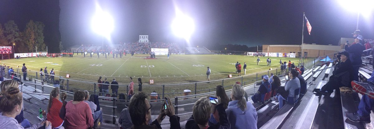 CreekWoodABC's tweet photo. ...&amp; it has started! #GoRedHawks #CWABC https://t.co/IzuoxSM5U9