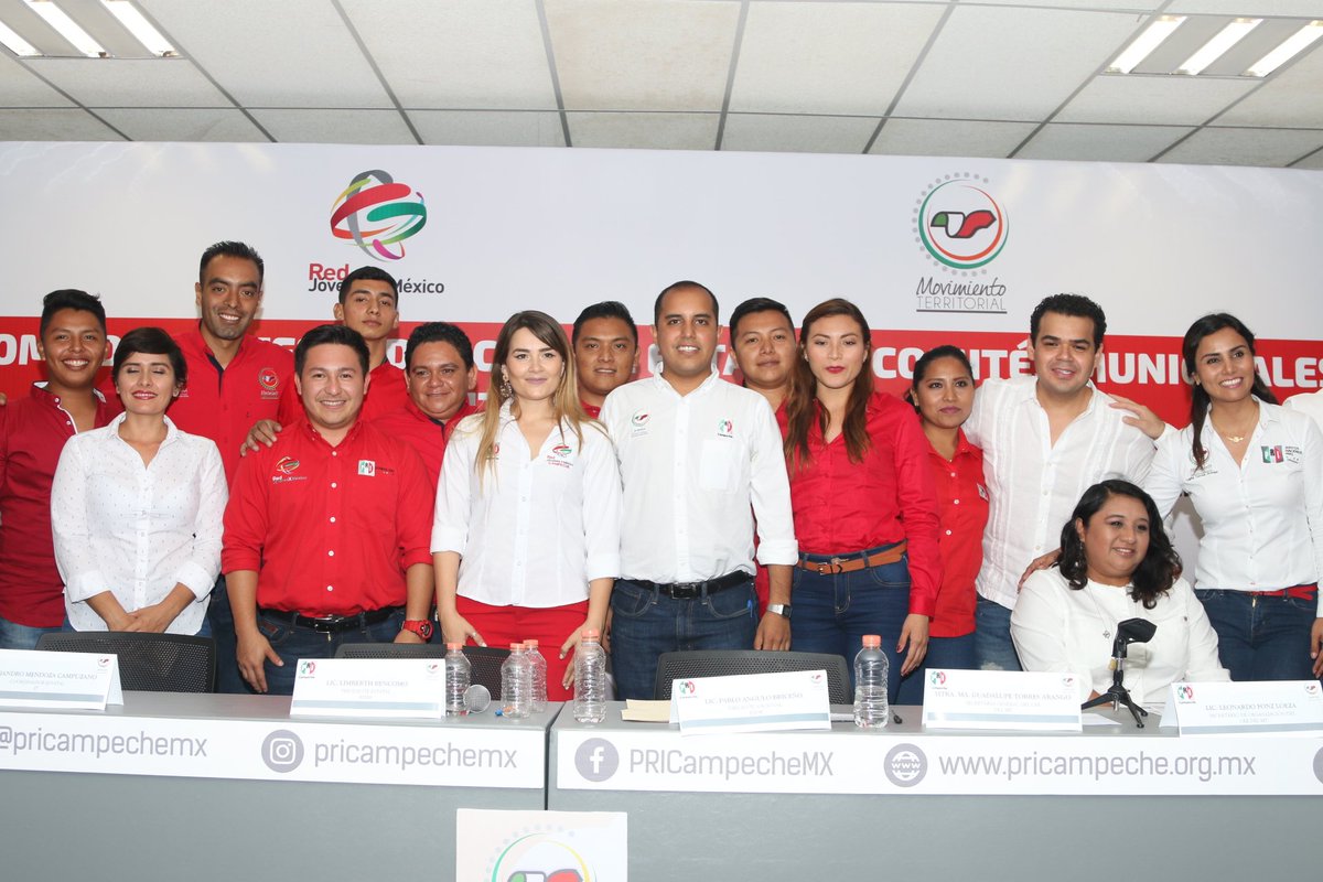 LimberthBencomo's tweet photo. Contamos con la presencia del dirigente nacional de la #RJXM  #PabloAngulo y la presidenta del #MT Lupita torres https://t.co/J6GKy2dKwH