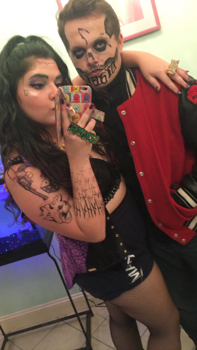 BelleTheHuman's tweet photo. Fun fact Nov. 4th is the night of a full moon 😁🎉 Happy birthday to my favorite boi ❤️ https://t.co/Hk5tEXfx5J