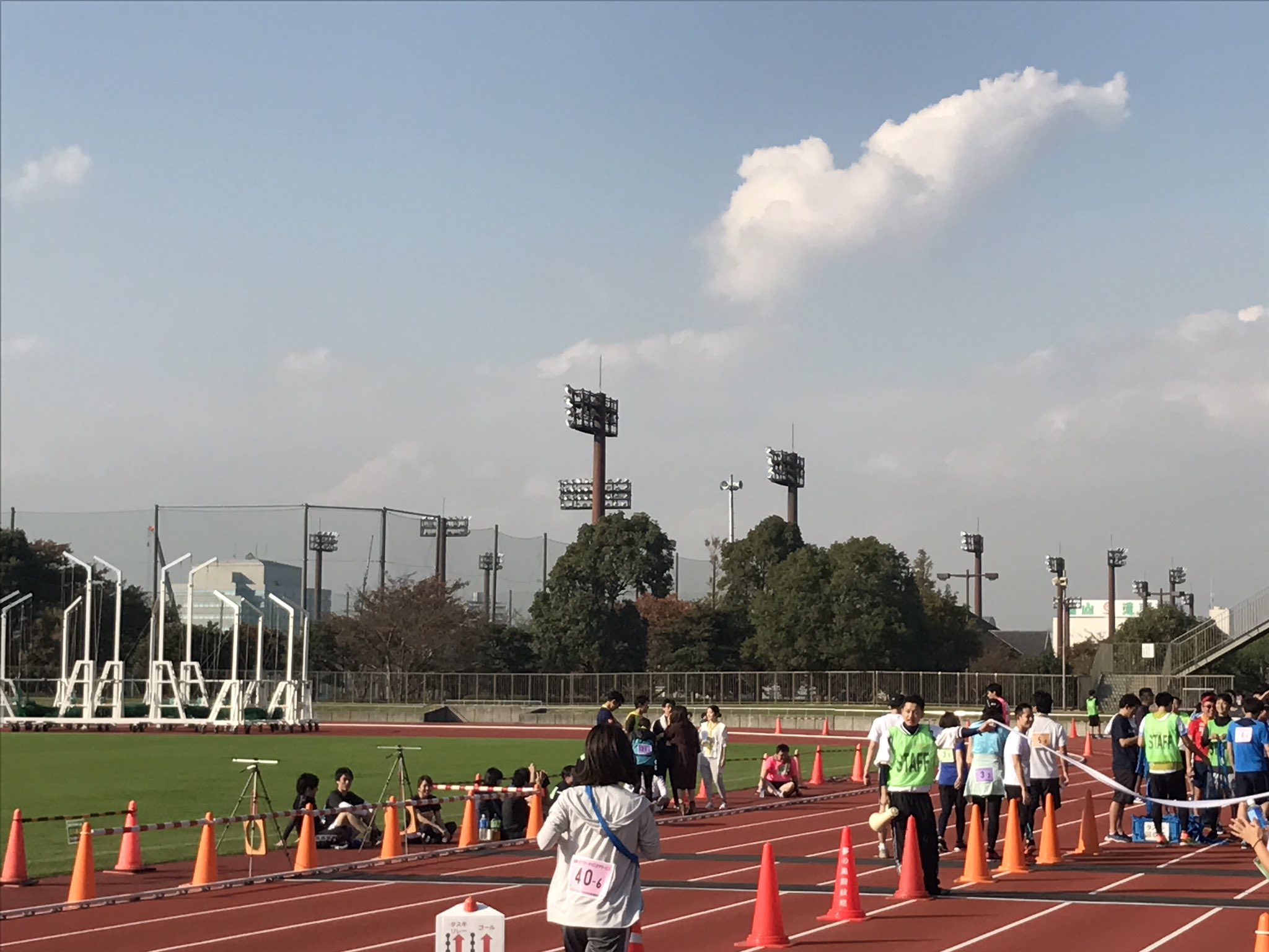けんちょん On Twitter 今日はnttデータ系列駅伝大会に参加して来たー 1チーム6人で僕は2区担当 1人あたり2 7km Or 5 4kmの短距離ながら チーム戦で走るの楽しいし気持ちいい タイム発表