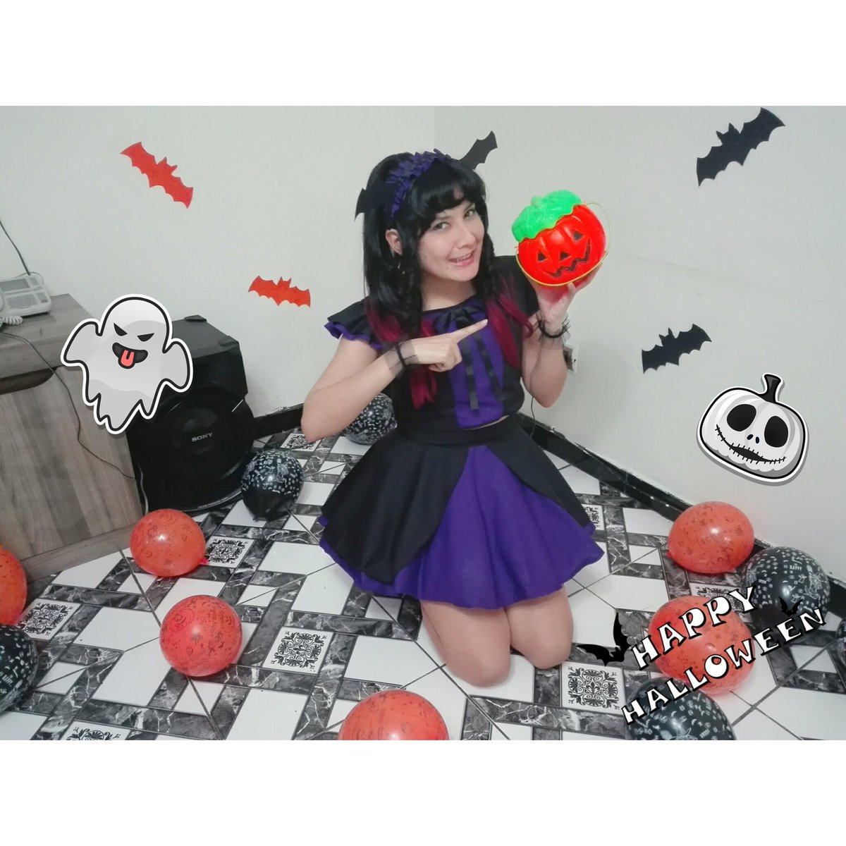 iro_bang's tweet photo. 私の名前は Helena です!!
Halloween ! 👻👻👻 trick or treat? 🎃🎃🎃
#ハロウイン #色バング #ヘレナ #カメラマン募集  #変装 #かわいい #バット #Halloween #trickortreat #bat #kawaii https://t.co/6G6DMv10jR