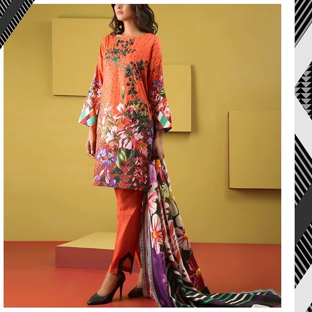Zellbury's tweet photo. A deep Sunset Orange base comes alive with a riotous floral design, dynamic geometric patterns and a botanical-inspired embroidered motif. https://t.co/O53VH0fGiO