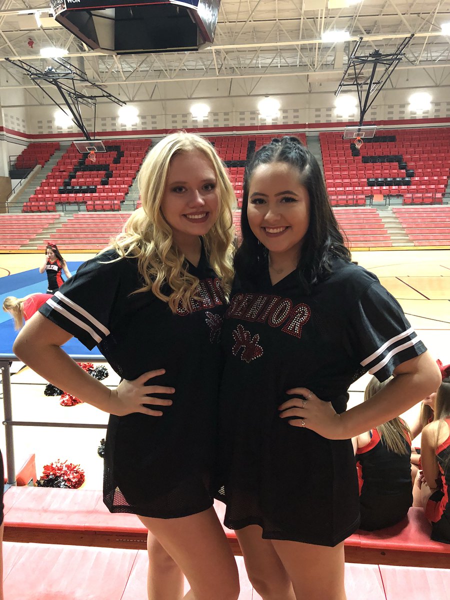 BHSCheerBC's tweet photo. ⚫️❤️SENIORS❤️⚫️ https://t.co/JnQxmRt61P