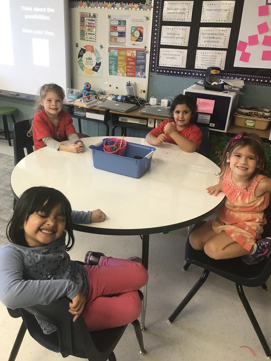 SDLittleMinds's tweet photo. Designing Dolphins is so much fun! #LISDlearns @Donald_ES @LISDSTEM https://t.co/xjwYaWr4x4