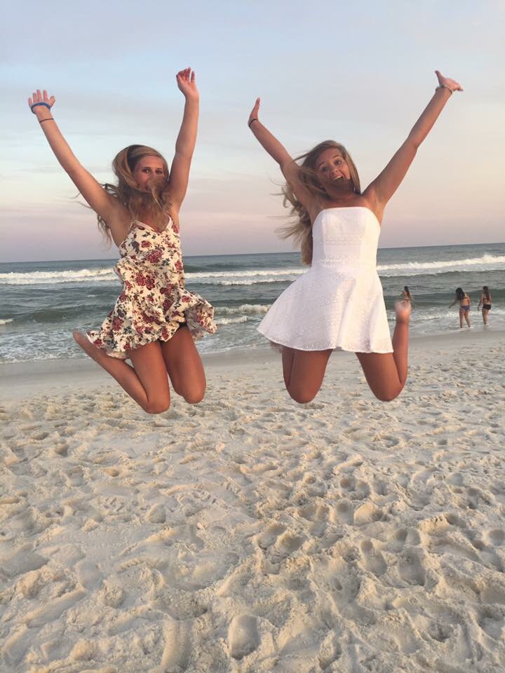 happy birthday <a href="/gennapettitt/">Genna Pettit</a> i love so much!!! im so glad were close again!!!! 💕💗💓