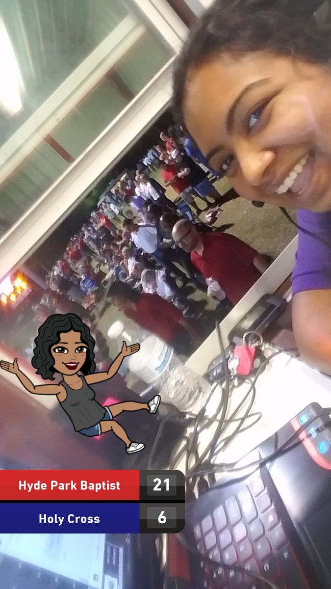 sunacat's tweet image. #WIDRN: covering for #HydePark football tonight - @HPathletics15 on @kmacsports - watch LIVE kmacsports.com/g/5677