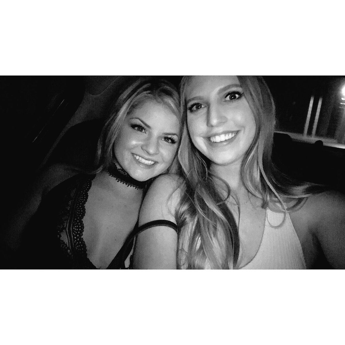 jojo_foshoo's tweet photo. HAPPY BIRTHDAY TO MY A1 DAY1🎈❤️yousomuch ya crazy lady. https://t.co/HmIPnPlmAA
