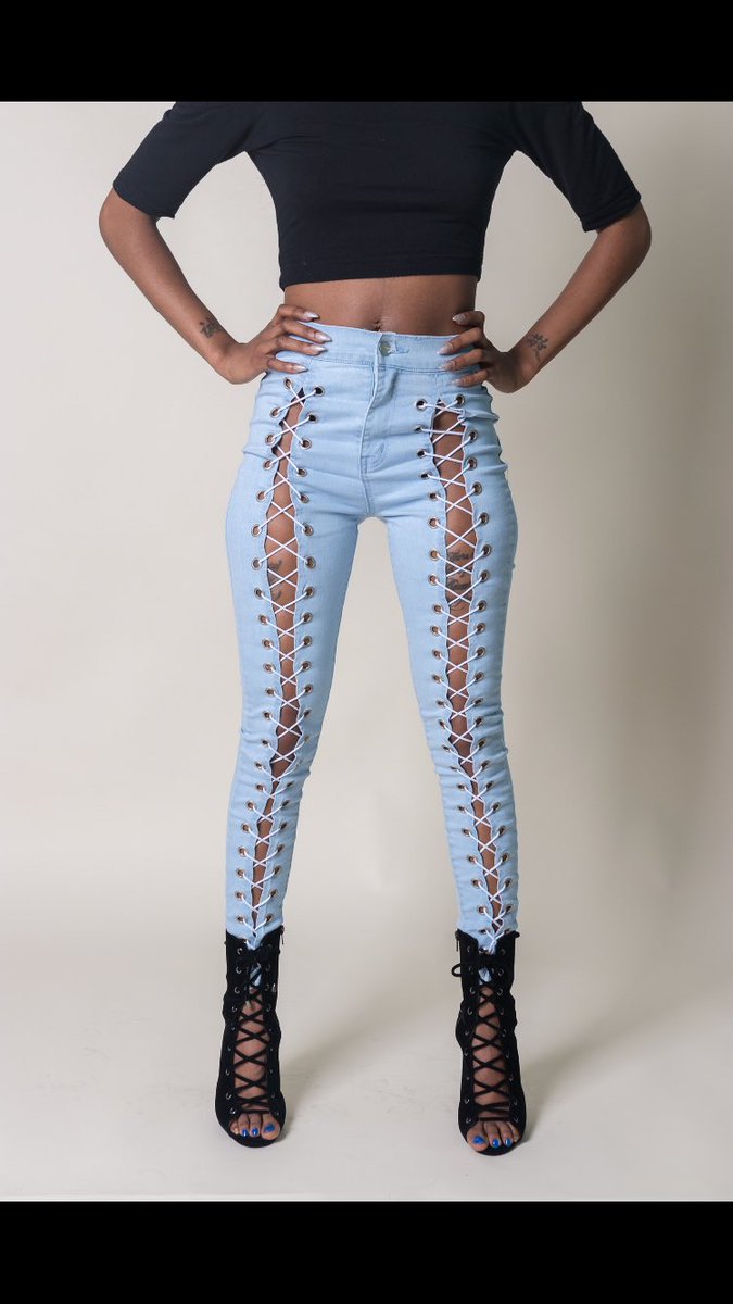 gorjessqueens's tweet photo. I love these "Lace Me Up Jeans" #getthelook #shop at #gorjessqueensboutique 🌹 Follow me on Instagram @gorjessqueens_boutique https://t.co/qKMrYm7gl9