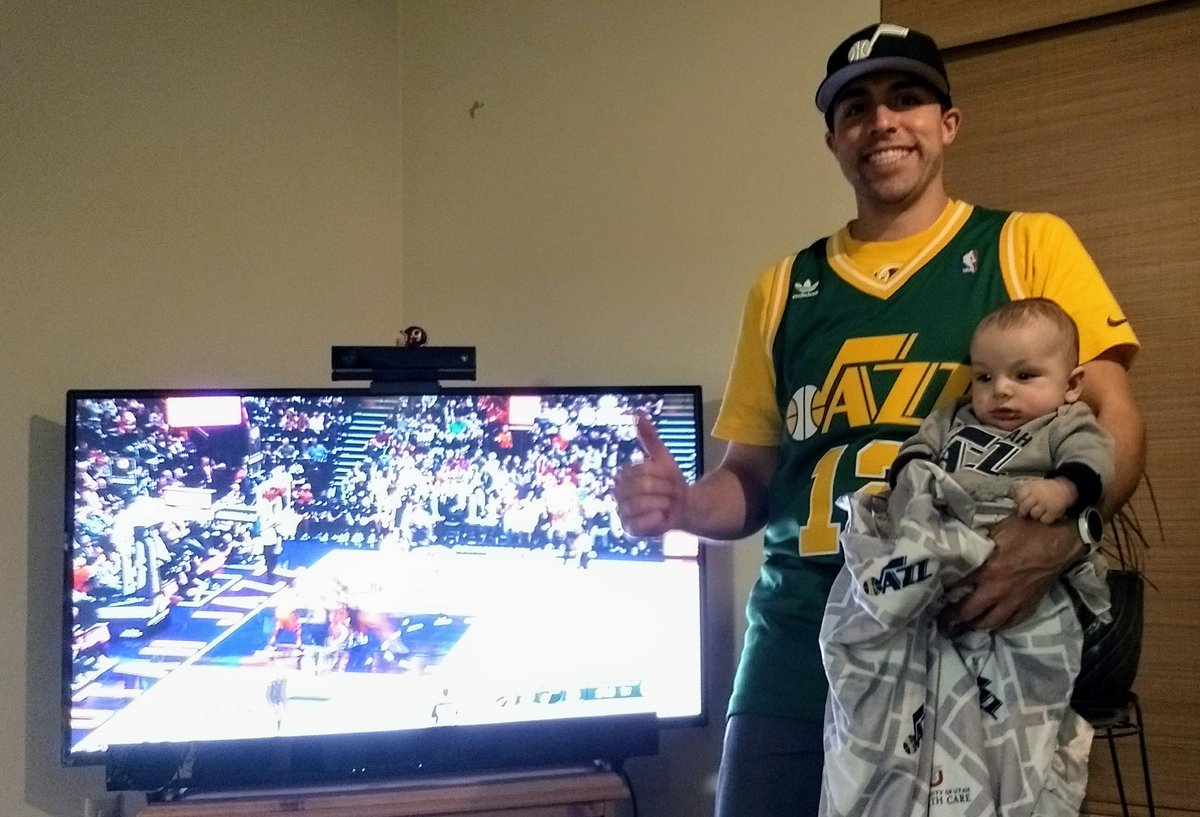 fifthamc's tweet photo. 1st Jazz season for my Jazz baby! #raisehimright #takenote #LesOlsonIT #futurebuckets #jazzbaby https://t.co/7Il4bKlduh