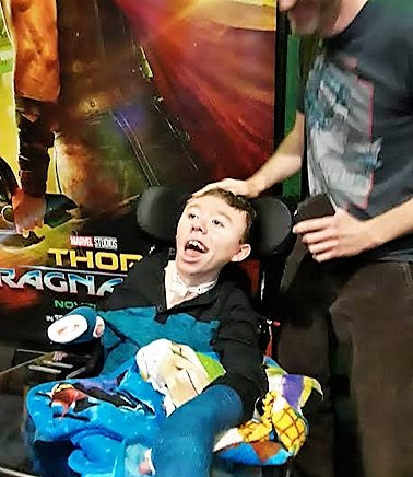 BryanHosey's tweet photo. @ALMagicCityCon  Mason wanted to give his #ThorRagnorak  review. He gives it 10 Goldblums out of 10! P.S. Weekend passes are on sale now! https://t.co/dtwslnYIOp