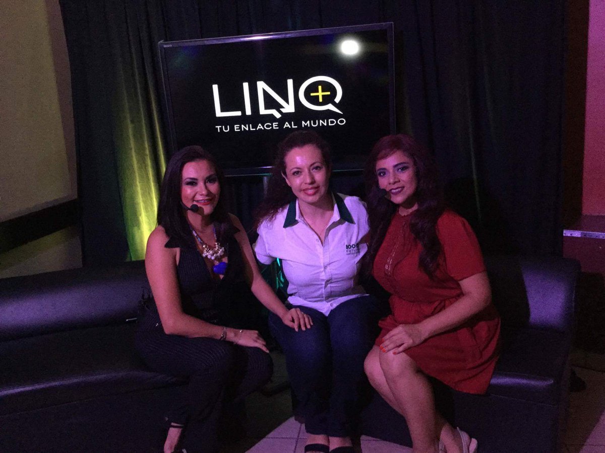 americanguiano's tweet photo. Bienvenidos a @100Natural #Condesa en #Acapulco mis queridas amigas de #Linqtv @FannyObe @yola84araujo @EmilioML #lanzamiento #Evento https://t.co/mitcCzy3N7