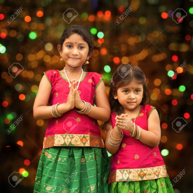 imkumaranbest11's tweet photo. Most beautiful Queen πΈπΈπ
#Devadhai π
Kuttiesπ€ https://t.co/gI30exyqkK