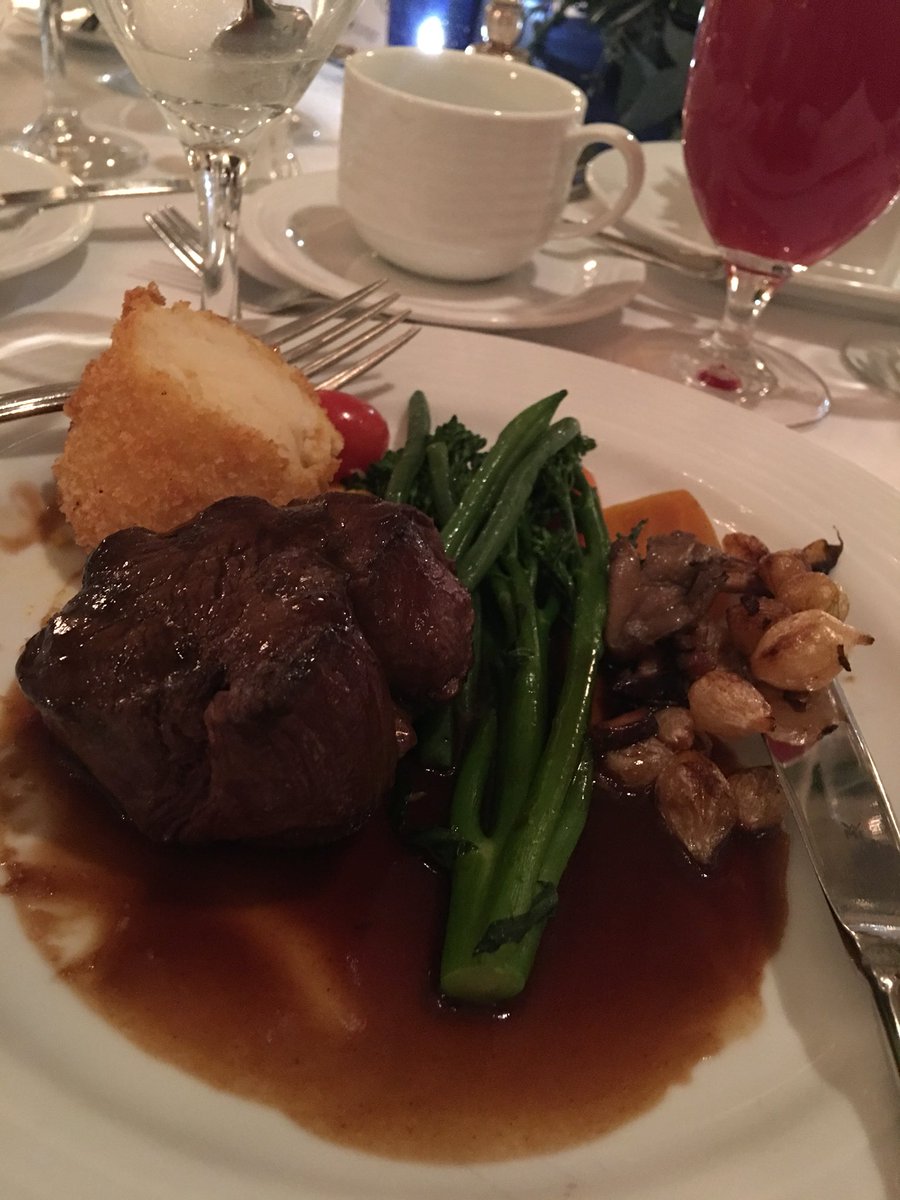 asquaredtv's tweet photo. #ABbeef at its finest @SMHG #blueangeldinner fundraiser. https://t.co/sQMx6ZZplb