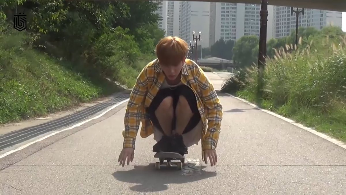 kbjdoingthings's tweet image. byungjoo skating (2016)