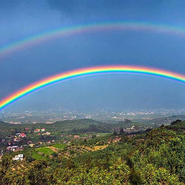 Reposting @madworldofsam:
My friend said my Instagram was suppose to represent my personality so here is a double rainbow 🌈 
Will be