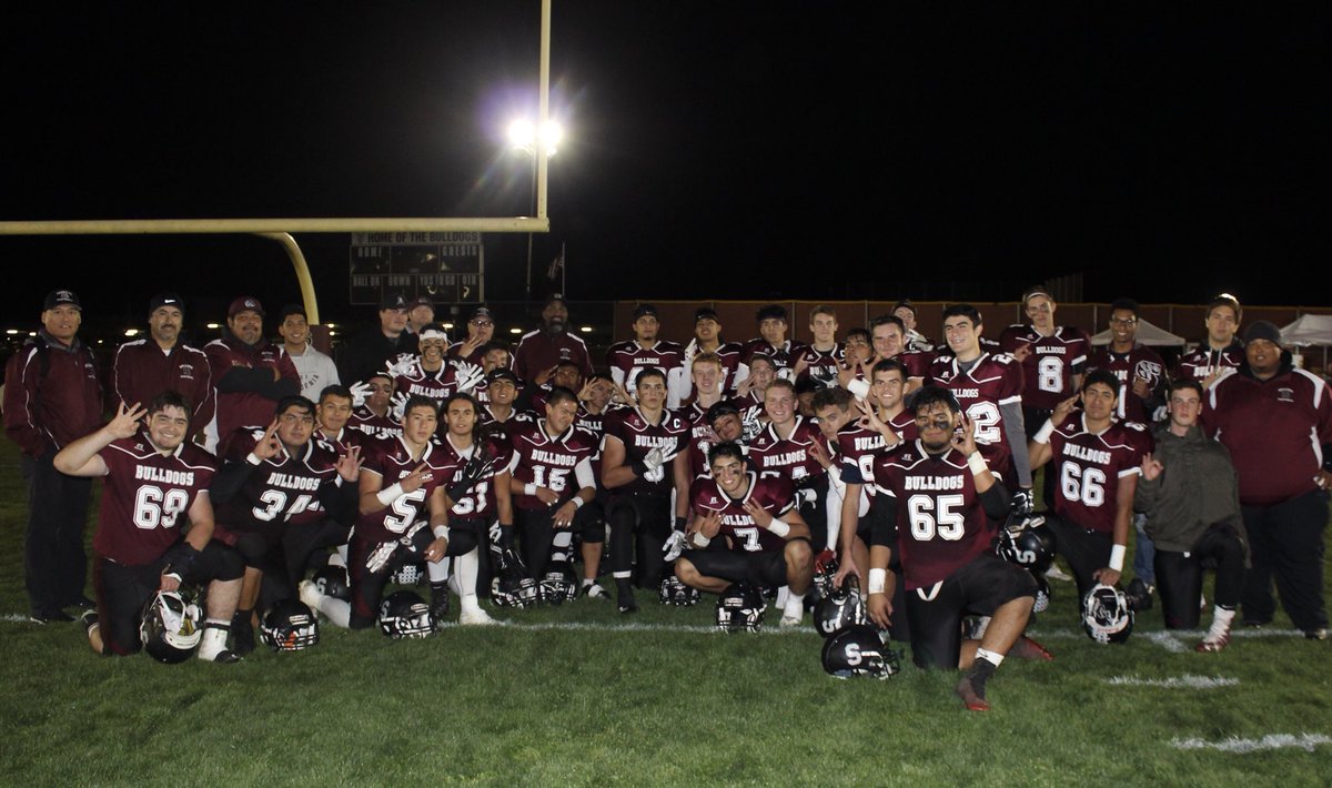 SobratoFootball's tweet photo. 2017 BVAL West Valley Champions! #OurYear #CCSBound https://t.co/RkYyFNnscq