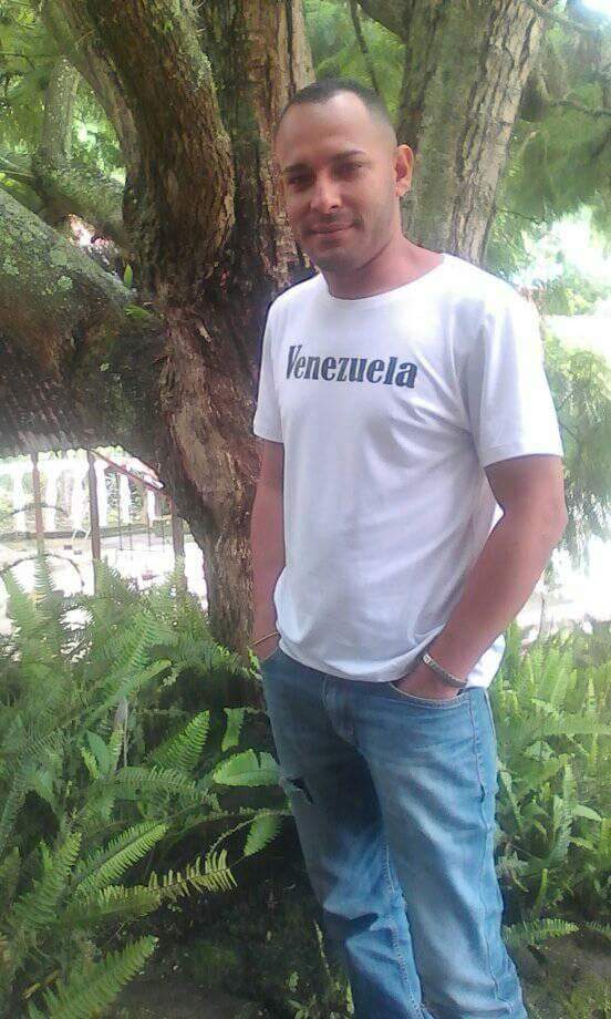 aular_jonathan tweet picture