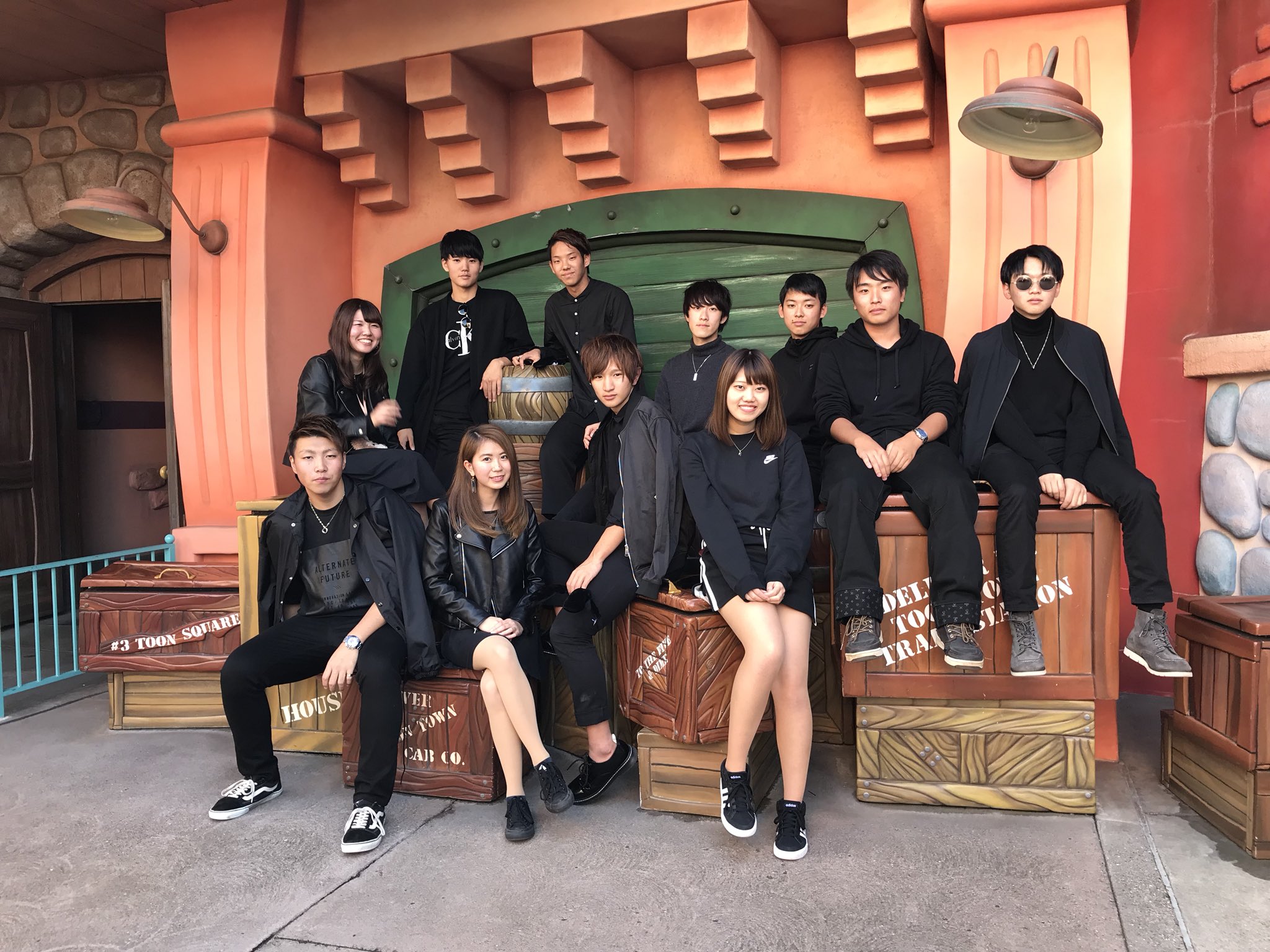 Twitter 上的 日本大学cherry Hills チェリヒの1年でディズニー 全身黒コーデで統一しました また行きましょう お疲れ様でした T Co Cbtq5hfgf9 Twitter