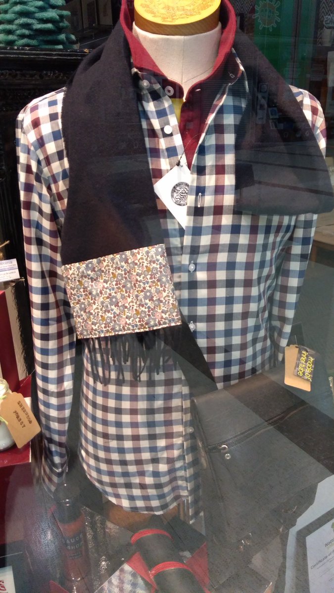 Time to get cosy indoors - #Xmas  has arrived in store. Our warming window with bespoke tree decorations and gifts! @intuBroadmarsh #Nottingham