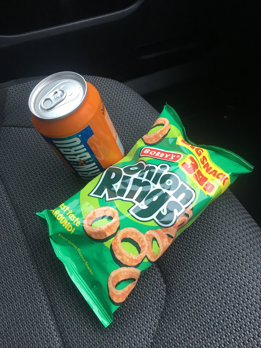 gavgoudie's tweet photo. @Sathnam birthday treat @BobbysFoods @irnbru #notforbreakfast https://t.co/54iTF3kTaF
