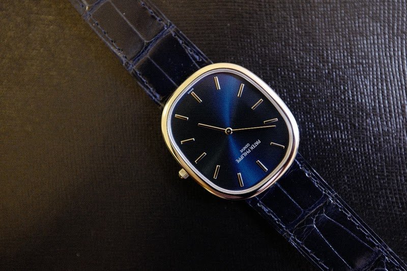 ppropatek's tweet photo. My first PP - #5738P #goldenellipse
https://t.co/NlztHdLF7Y
#PatekPhilippe
#patek3738 #patek5738 #nautilus https://t.co/StIWpoJFm3