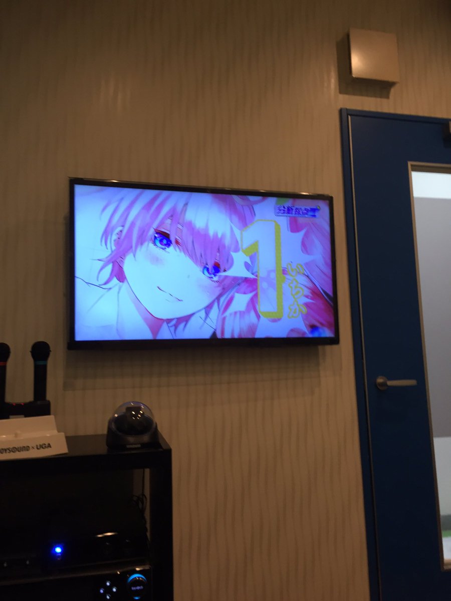 kkk_colorcode's tweet image. 立川ぷらぷらしてオタク達とオフ会してる