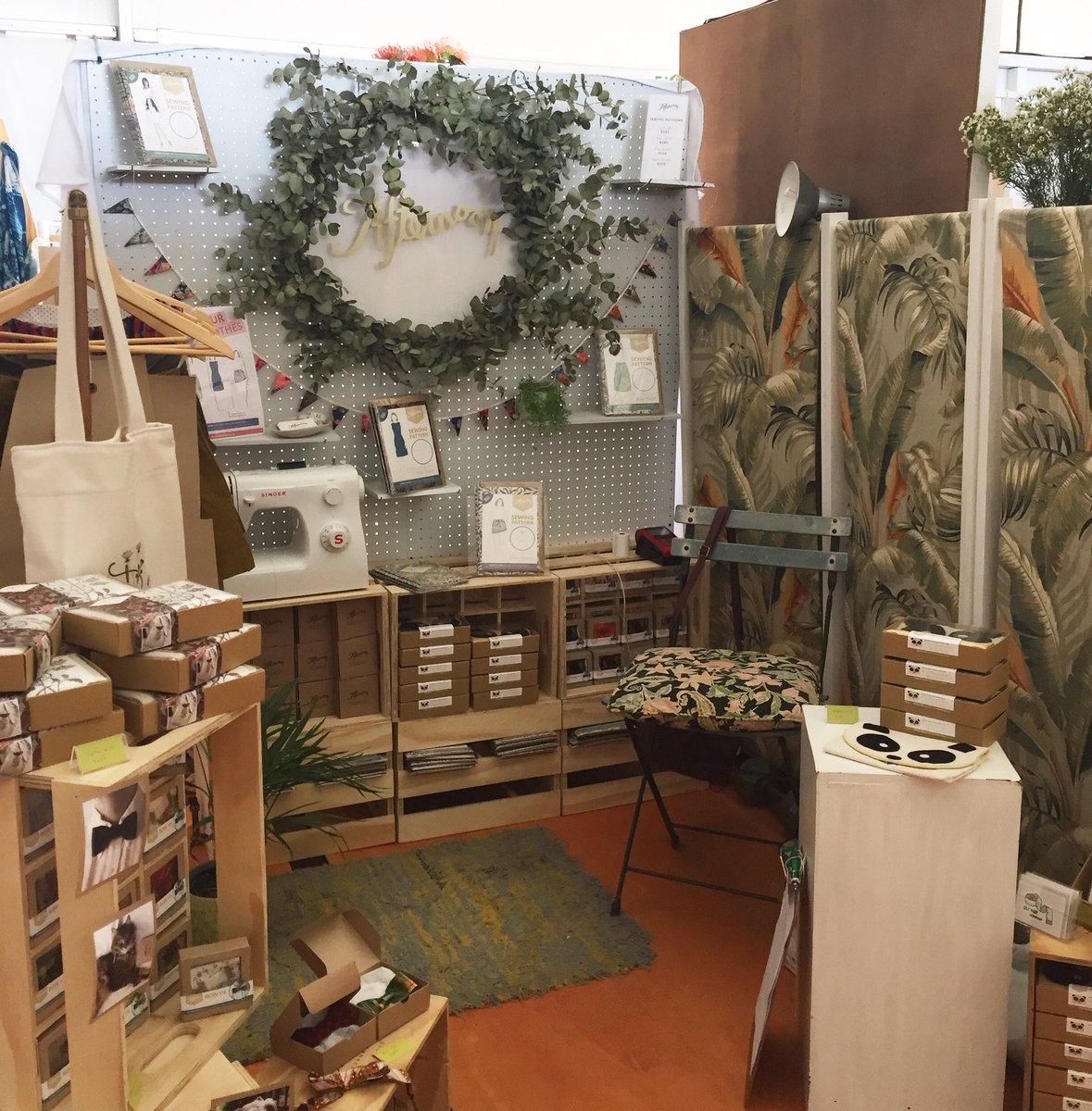 afternoonZA's tweet photo. Our stand at @Kamersvol! Pull through to Anura Wine Estate for sunshine and good shopping ☀️ #kamers2017 #afternoonpatterns https://t.co/3cXNXYDilh