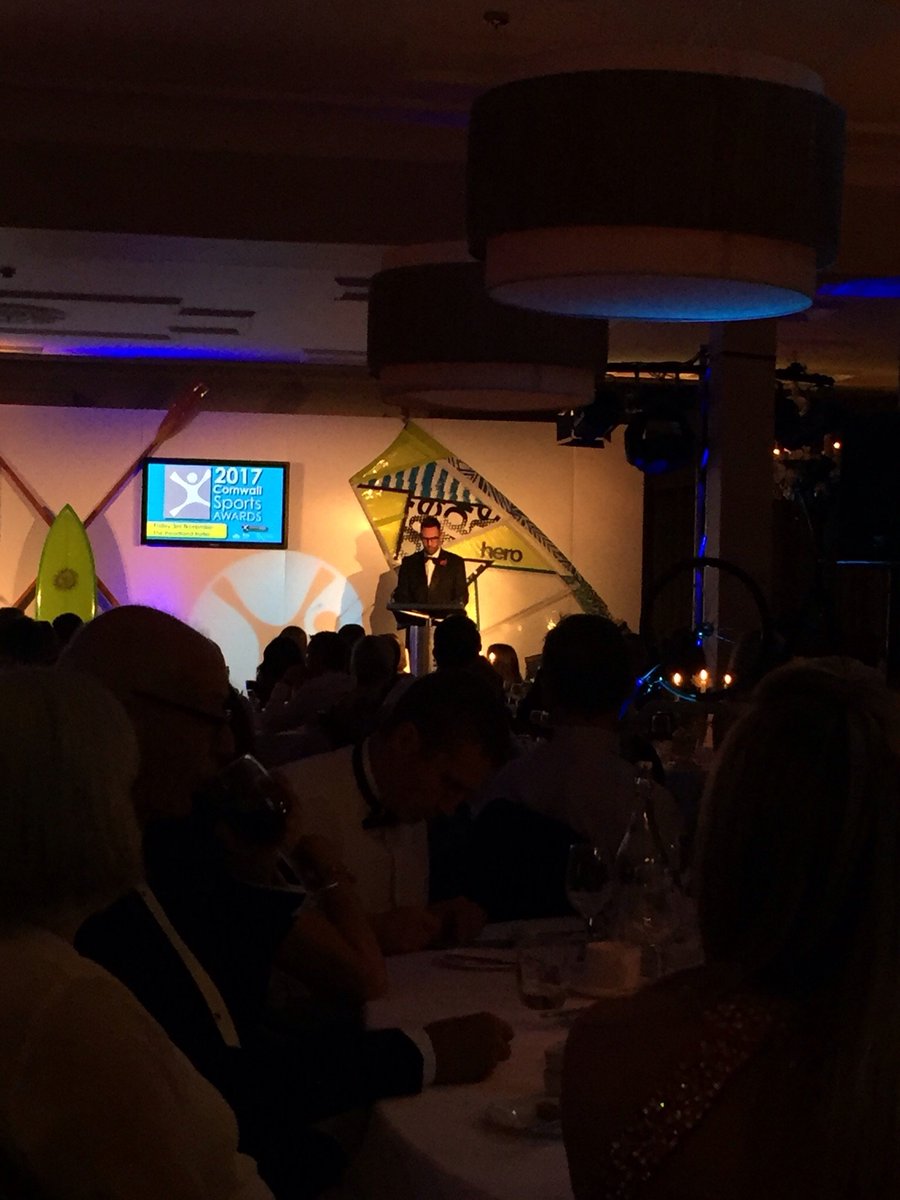 mattyapple's tweet photo. Brilliant night at the Cornwall Sports awards. Great company! #2017csa https://t.co/qfImTGeFPw